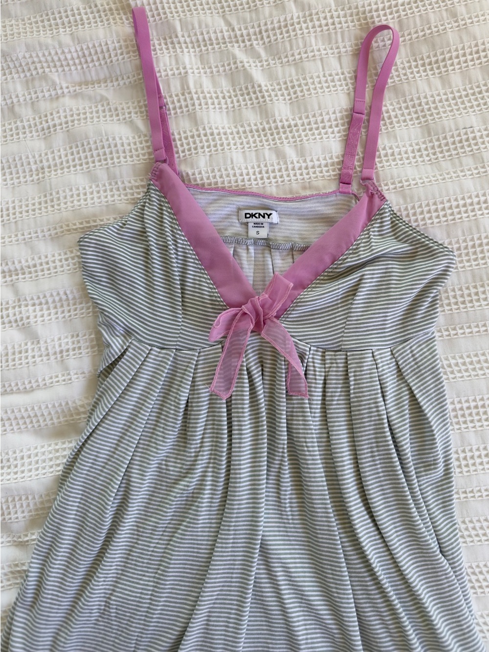 New DKNY Cute Gray & White Stripe Pink Lace Bow nightie sleep dress Size Small